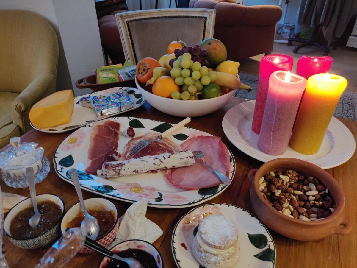 Le Dernier Metro Bed and Breakfast Woluwe-Saint-Pierre Buitenkant foto